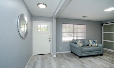 7518 Green Lawn Dr, Houston, TX 77088 - photo 7