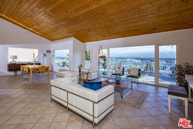 Upstairs great room