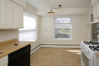 3721 devonshire-107