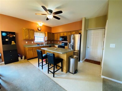 2341 Meadow Bend Dr, Columbus, IN 47201 - photo 7