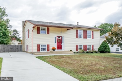 1120 Maplefield Rd, Newark, DE 19713 - photo 2