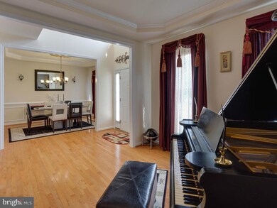 4037 White Haven Dr, Dumfries, VA 22026 - photo 4