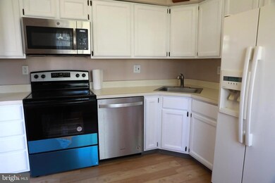 206 Hanover Ct, Chesterbrook, PA 19087 - photo 5