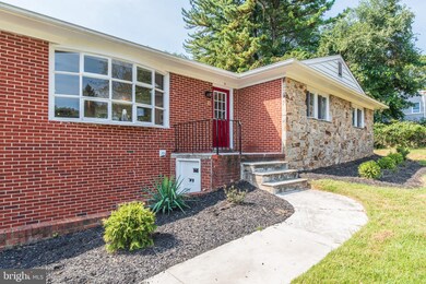 2200 Westridge Rd, Lutherville Timonium, MD 21093 - photo 3