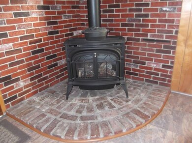 Vermont Casing gas stove on brick...