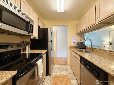 Kitchen including all appliances