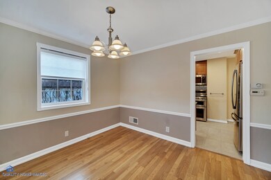 305 S West Ave, Elmhurst, IL 60126 - photo 7