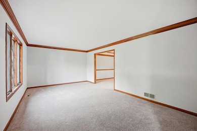 36-web-or-mls-777-dark-star-ave