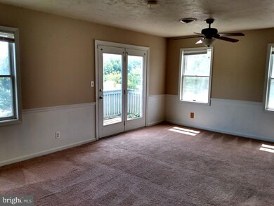 2710 Black Gap Rd, Chambersburg, PA 17202 - photo 5