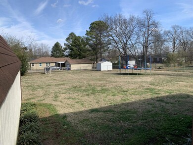 1411 Cypress St, Shelbyville, TN 37160 - photo 4