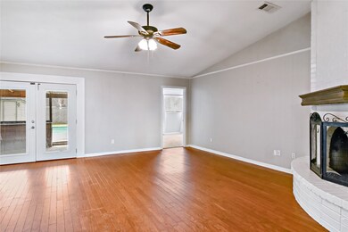 1921 Fulton St, Alvin, TX 77511 - photo 4