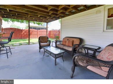 102 Blue Jay Dr, Swedesboro, NJ 08085 - photo 7