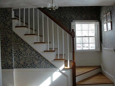 16 Oak Manor Dr, Barrington, RI 02806 - photo 5