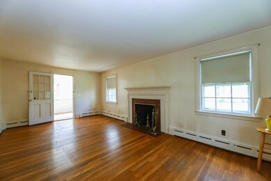 21 Hazelmere Rd, Roslindale, MA 02131 - photo 4