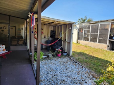 10825 Chanda Loop, Riverview, FL 33569 - photo 5