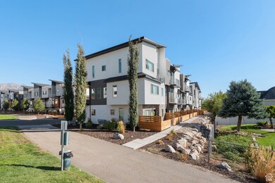 2211 N 525 W, Layton, UT 84041 - photo 3