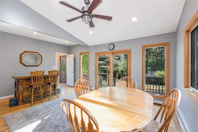 1340 Spur Dr S, Islip, NY 11751 - photo 5