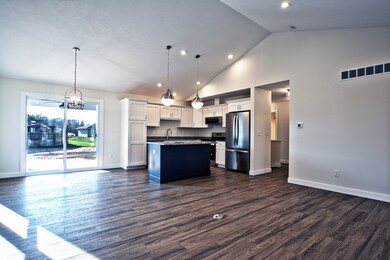 2435 Timberstone Dr, Elkhart, IN 46514 - photo 2