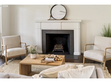 1755 SW Hicrest Ave, Portland, OR 97225 - photo 6