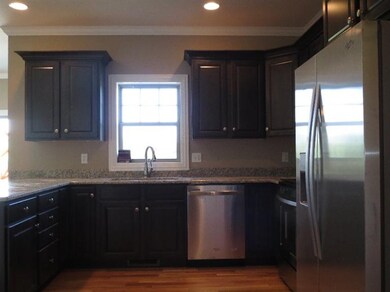 811 Ronny Ct, Crown Point, IN 46307 - photo 7