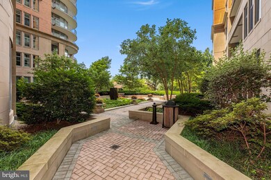 One Park Crest unit 1707, McLean, VA 22102 - photo 3