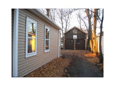 27 Rand St, Central Falls, RI 02863 - photo 3