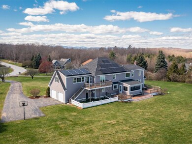 300 Ridgefield Rd, Shelburne, VT 05482 - photo 3