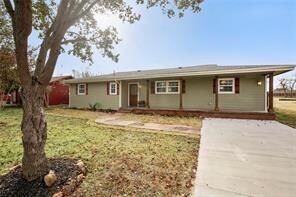 718 W Walnut St, Celina, TX 75009 - photo 4