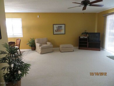Spacious living room