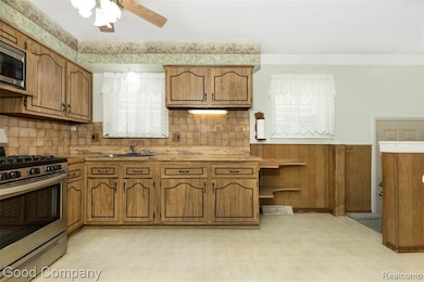 12561 Hipp St, Taylor, MI 48180 - photo 6