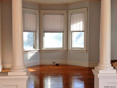 33 Woodrow Ct, Troy, NY 12180 - photo 3