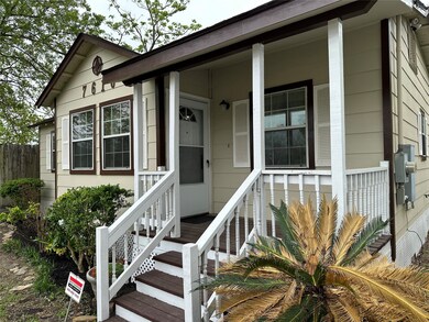 7610 Ley Rd, Houston, TX 77028 - photo 2