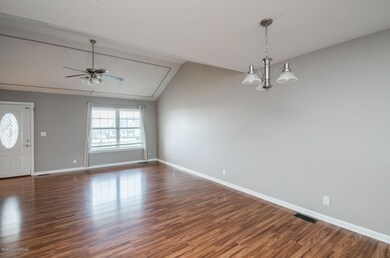 594 Deer Park Way, Mount Washington, KY 40047 - photo 3