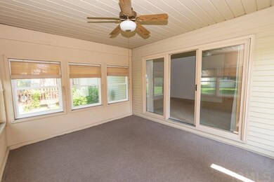 3 season room