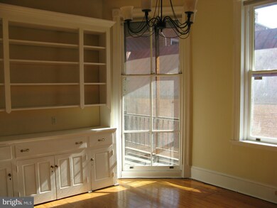 158 N Indian Aly, Winchester, VA 22601 - photo 3