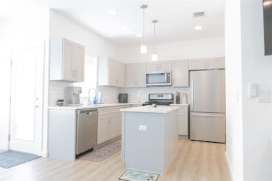 12500 Lamppost Ln unit 16, Austin, TX 78727 - photo 7