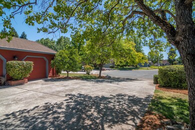 cul-de-sac home