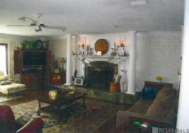 1212 Grand Pointe Ave, Breaux Bridge, LA 70517 - photo 4