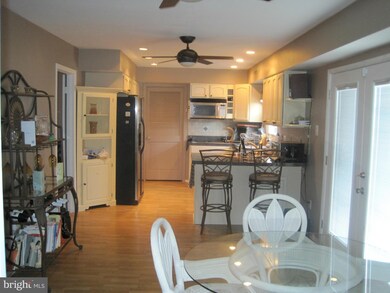 12215 Rolling Hill Ln, Bowie, MD 20715 - photo 6