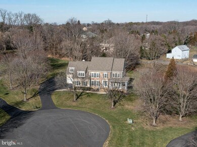 2792 Dylan Schar Ct, Herndon, VA 20171 - photo 2