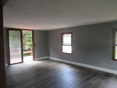 258 Saint John St, Saint Johnsbury, VT 05819 - photo 7