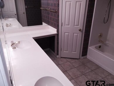 5017 5017 Forestwood, Tyler, TX 75703 - photo 6