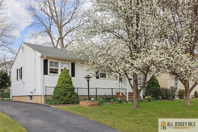 435 2nd St, Middlesex, NJ 08846 - photo 2