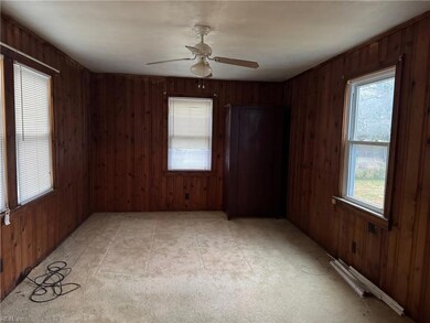 701 Wingfield Ave, Chesapeake, VA 23325 - photo 5