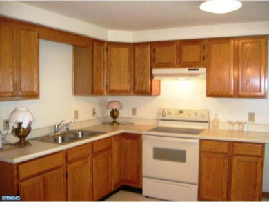 781 Chestnut Ave, Bridgeton, NJ 08302 - photo 5