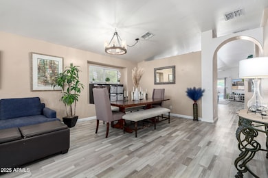 20038 N 38th Ln, Glendale, AZ 85308 - photo 5