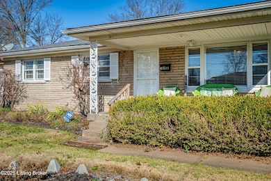 3411 Tuba Dr, Louisville, KY 40216 - photo 3