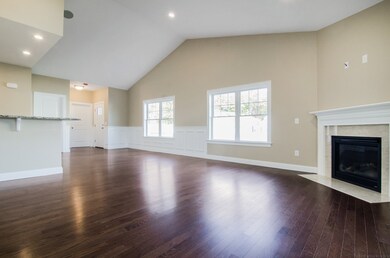 94 Rogerson Crossing unit 55, Uxbridge, MA 01569 - photo 3