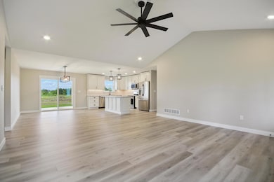 407 W Francis St, Sturgeon, MO 65284 - photo 7