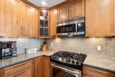 Parris Landing unit 5507, Charlestown, MA 02129 - photo 2